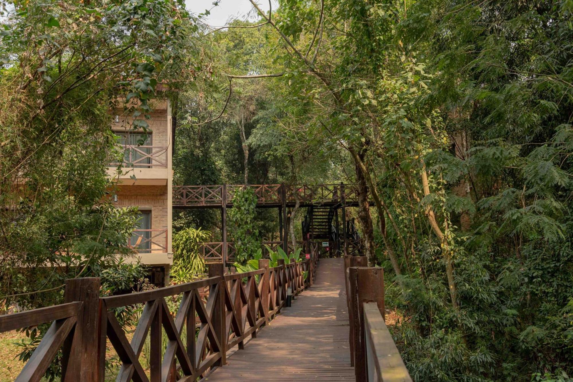 Village Cataratas Puerto Iguazu Exterior photo