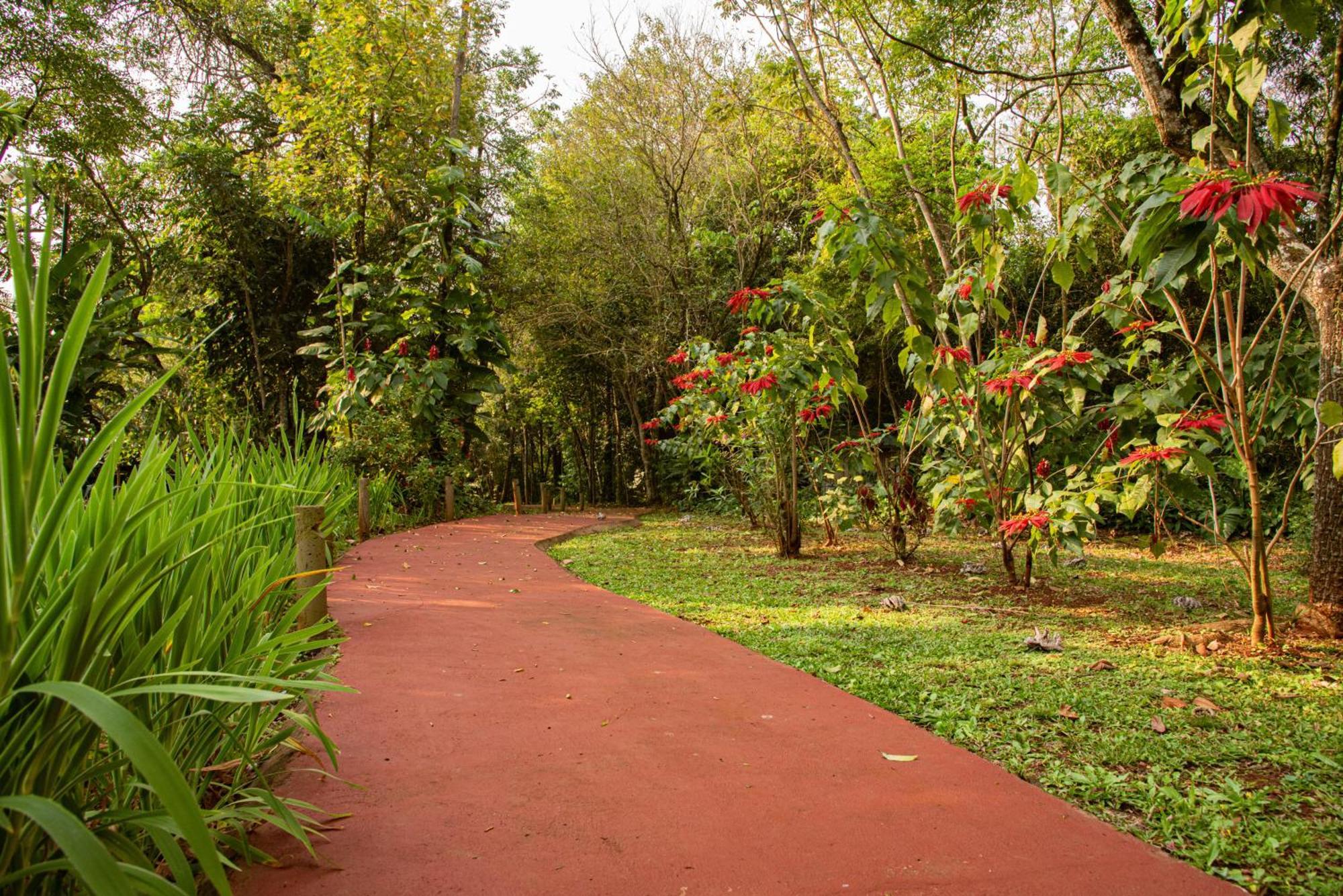 Village Cataratas Puerto Iguazu Exterior photo